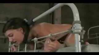 Lucy porno filmi oynat aşk