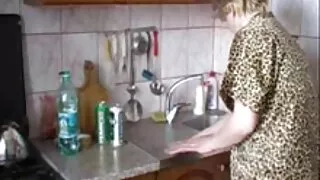 Krakenhot-dışarıda yaşlı bir adamla İngiliz bedava erotik film 18 turist. Siyah öpücük