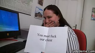 Uzun siyah porno film indir yükle kız