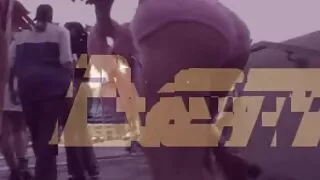 Kız, penis üzerinde porno film mobil atlama iyidir